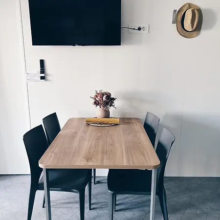Mobile House L'allegria Дом отдыха Свети-Петар